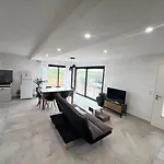 110 M2 Entre Vignoble Et Villa *