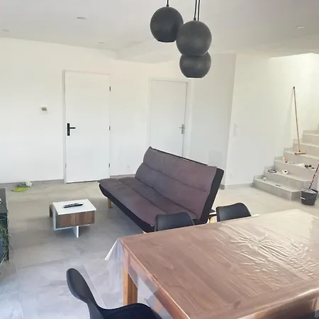 110 M2 Entre Vignoble Et Marseillan (Herault)