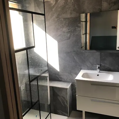 110 M2 Entre Vignoble Et *