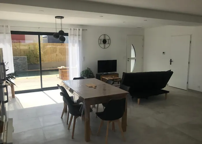 110 M2 Entre Vignoble Et * Marseillan